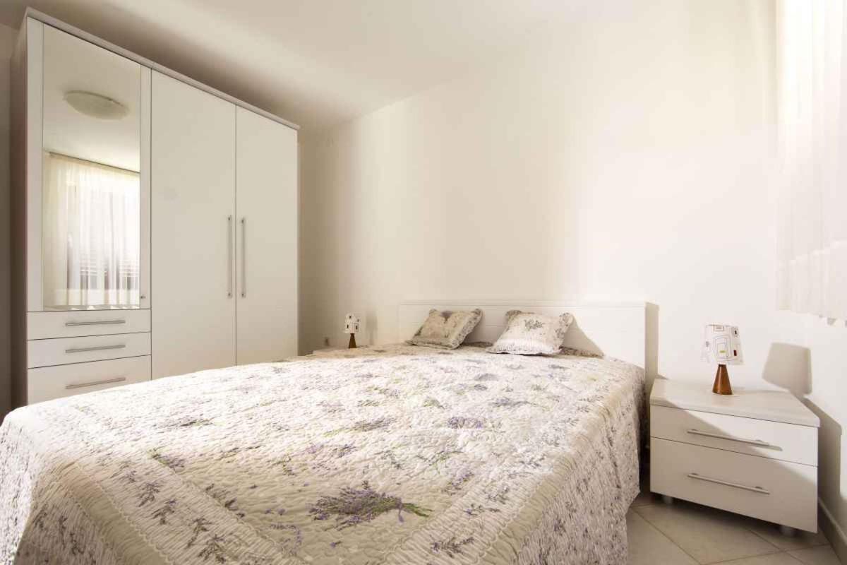 Apartment In Ravni/Istrien 8872 외부 사진
